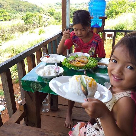 Srey Leap Homestay Banlung Eksteriør billede