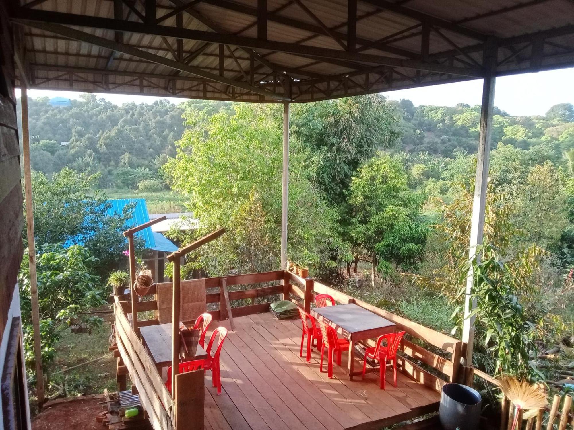 Srey Leap Homestay Banlung Eksteriør billede